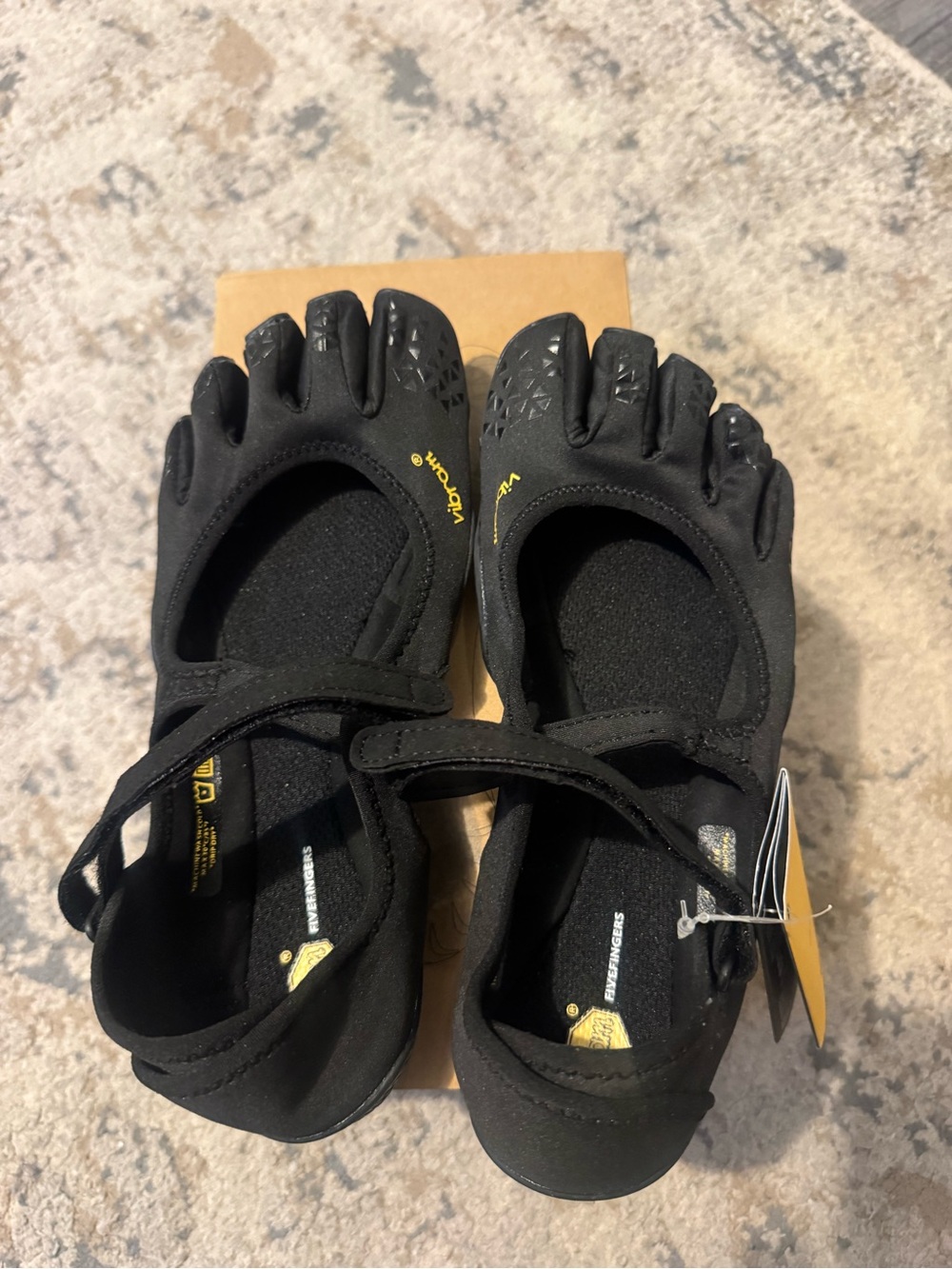 Vibram Five Fingers Yoga Shoes Women’s Black